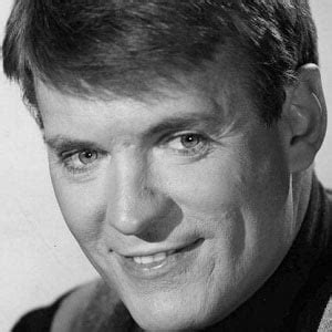 Will Hutchins - Age, Family, Bio | Famous Birthdays