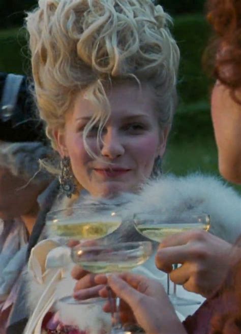 kirsten dunst sunrise clinking champagne glass Marie Antoinette Aesthetic, Marie Antoinette ...