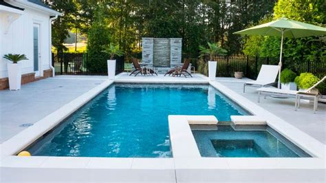 Beautiful Pool Pictures and Ideas – Forbes Advisor