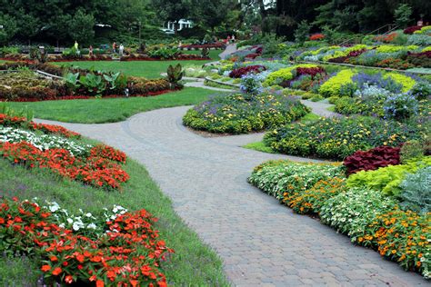 Sunken Gardens in Lincoln Nebraska | Travels With Cookie