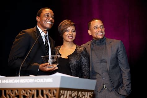 Isiah Thomas receives Humanity of Connection Award in Washington, DC ...