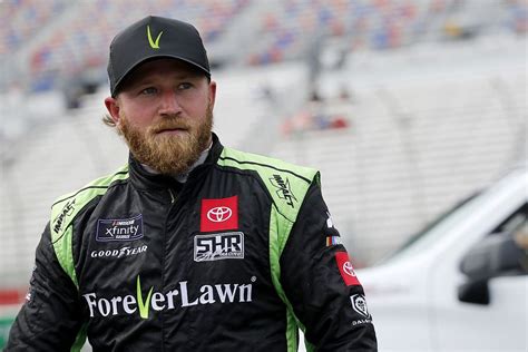 Jeffrey Earnhardt lands fulltime NASCAR Xfinity ride