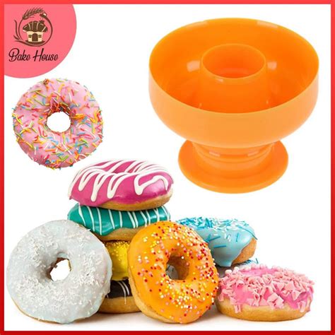 Donut Cutter Round Shape Plastic – Bake House - The Baking Treasure