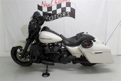 2018 Harley-Davidson® FLHXS - Street Glide® Special 667877A | Neal Ketner Motors