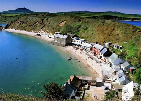 Morfa Nefyn Camping | Campsites in Morfa Nefyn, North Wales