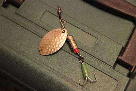 Homemade Fishing Lure Size 9 Silver/Silver Spinner https://www.etsy.com/listing/208666025/sz-9 ...