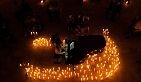 This Stunning Classical Concert By Candlelight Will Transport You To Another Time - Secret San ...