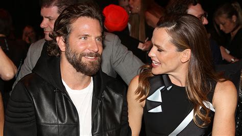 Jennifer Garner, Bradley Cooper Respond to Dating Rumors Post-Hangout | StyleCaster