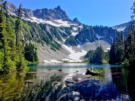 Its our first time in the Pacific Northwest. Ranger told us to check out Snow Lake. Mt Rainier ...