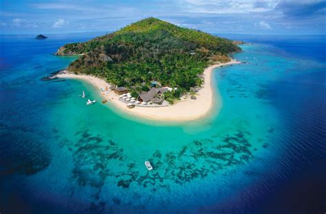 Castaway Island Resort Fiji. Fiji holiday packages.