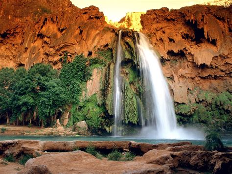 World Views - Ultimate Tours Choice: The Havasu Falls of Arizona USA