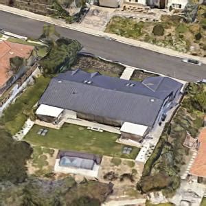 Matthew Perry’s House (Deceased) in Los Angeles, CA - Virtual Globetrotting