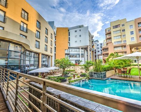 CITY LODGE HOTEL UMHLANGA RIDGE - UPDATED 2018 Reviews & Price Comparison (Umhlanga Rocks, South ...