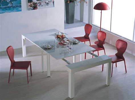 Expanding Tables for Cramped Dining Areas | Expand Furniture