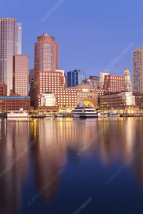 Skyline and inner harbour, Boston, USA - Stock Image - C040/6581 ...