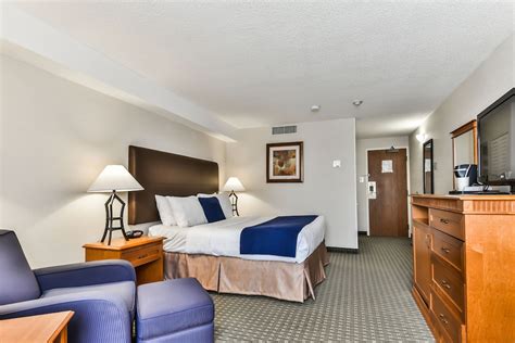 Best Western Plus Cambridge Hotel Cambridge, Ontario, CA - Reservations.com