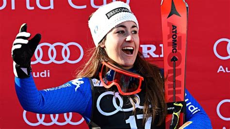 Olympic downhill champ Goggia caps World Cup season with super-G win | CBC Sports