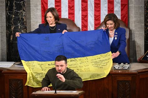 Full List of Republicans Who Sat During Zelensky's Speech - Newsweek