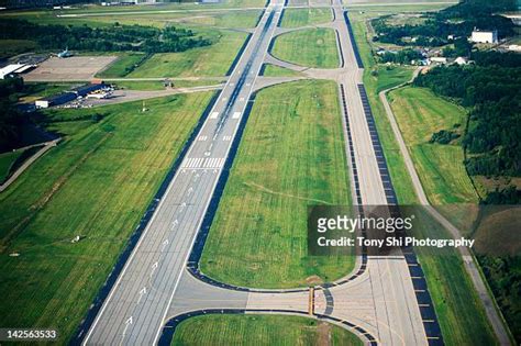 241 Stewart Airport New York Stock Photos, High-Res Pictures, and ...