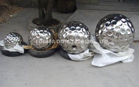 Golf Ball Sculpture | Metal Animal Sculptures For The Garden