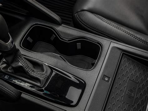 2023 Nissan Frontier: 118 Interior Photos | U.S. News