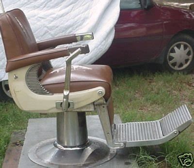 VINTAGE BELMONT BARBER CHAIR EVERYTHING WORKS | #46146174