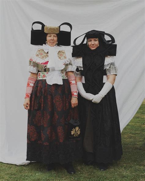 GERMAN FOLKLORE - Clara Nebeling | Traditional german clothing, German costume, German outfit