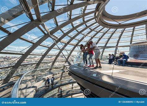 People Visit the Reichstag Dome in Berlin, Germany Editorial ...