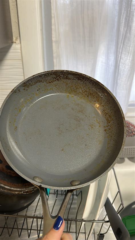 Any tips on cleaning pans? This is a GreenPan with ceramic non-stick surface : r/CleaningTips