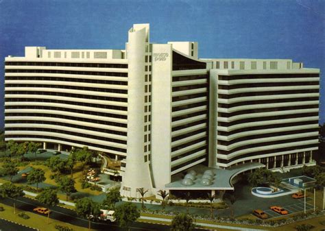 The Marco Polo Hotel,Singapore | Its not real. | calamitysue | Flickr