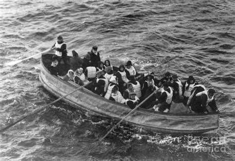 Titanic Lifeboat Photograph by Us National Archives And Records ...