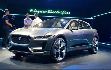 Jaguar i-Pace concept front three quarter live image