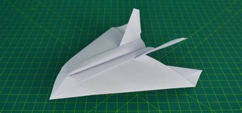 How to Make a Paper Airplane: Stealth Fighter « Papercraft :: WonderHowTo