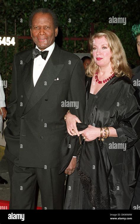 Sidney poitier and wife hi-res stock photography and images - Alamy