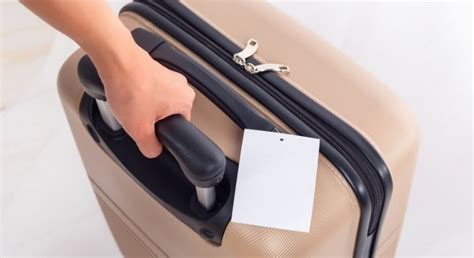 How to Tag Luggage for Air Travel - Goo Travelers