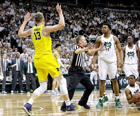 Michigan vs. Michigan State: Spartans rolling, Wolverines reeling - mlive.com