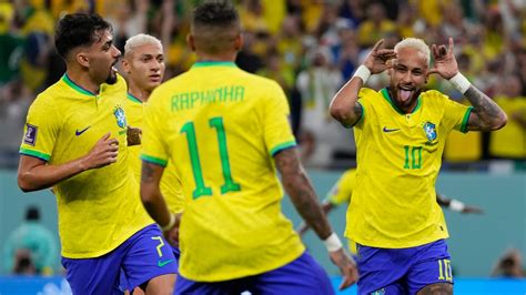 Brazil put on their dancing shoes, beat Korea 4-1 | Football News ...