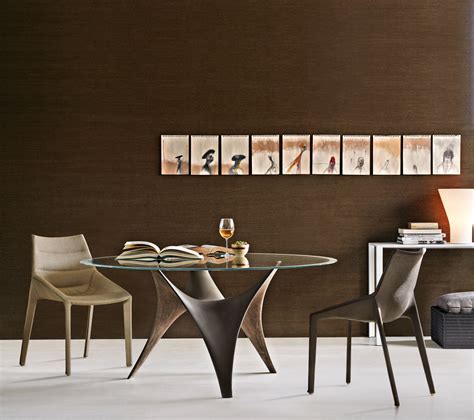 Outline By Molteni & C | Hub Furniture Lighting Living