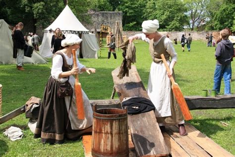 File:Medieval festival in Cesis, Latvia.jpg - Wikitravel Shared