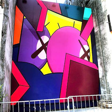 KAWS New Mural In Brooklyn, New York City – StreetArtNews