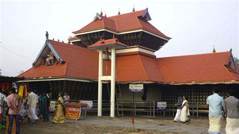 Chakkulathukavu Sree Bhagavathy Temple at Thiruvalla, Alappuzha, Alleppey | Kerala Tourism