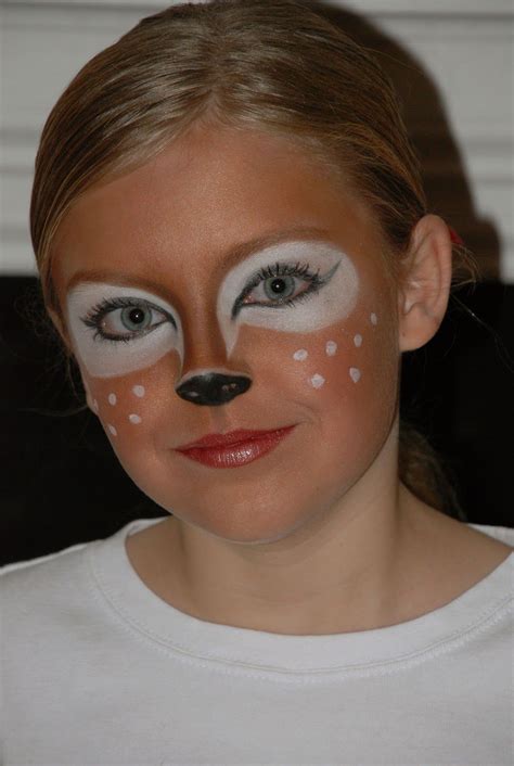 Deer makeup, how pretty Deer Halloween Makeup, Halloween Makeup Tutorial, Halloween Make Up ...