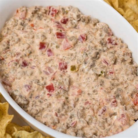 3-Ingredient Cream Cheese Rotel Dip (Easy 15-minute Recipe!)