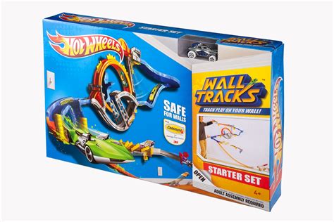 Parenting Times: Giveaway - Hot Wheels Wall Tracks Starter Set