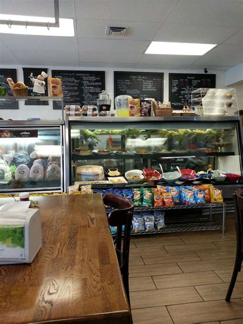 Brookfield Deli & Catering, 782 Federal Rd, Brookfield, CT 06804, USA