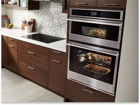 Microwave Buying Guide: How to Choose in 3 Steps | Whirlpool