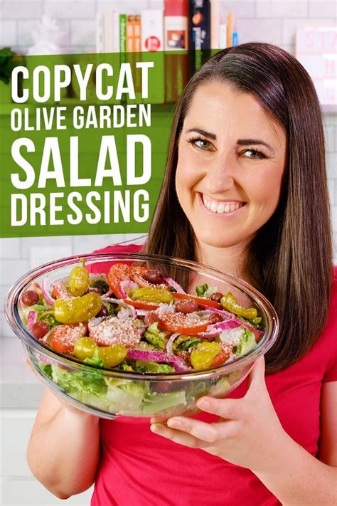 This Copycat Olive Garden Salad Dressing brings that smooth and zesty flavor … | Olive garden ...