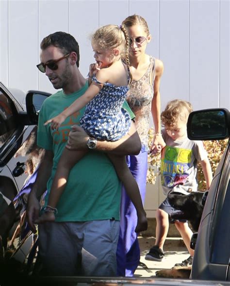 Nicole Richie & Her Kids At A Party In Malibu | Celeb Baby Laundry