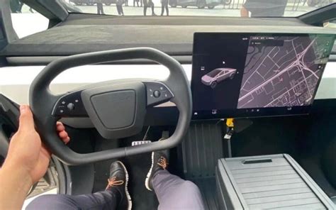 New images show us the interior of Tesla Cybertruck