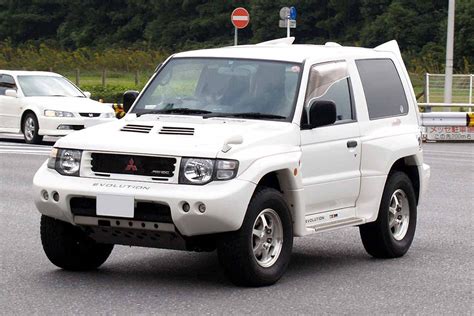 The Mitsubishi Pajero Evolution Was the SUV Version of the Lancer Evolution - Autotrader